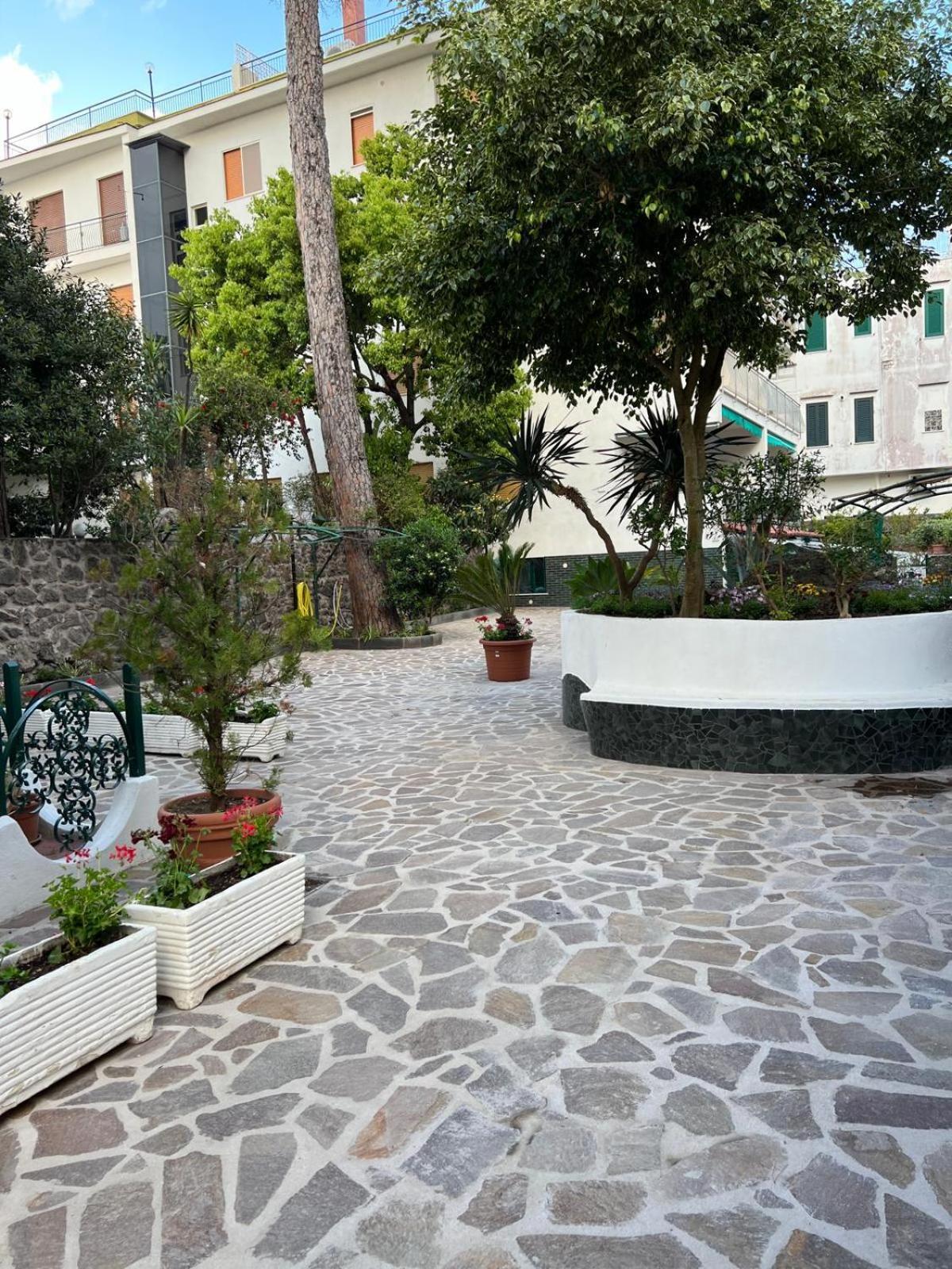Casa Vacanza Imparo B&B イスキア島 エクステリア 写真