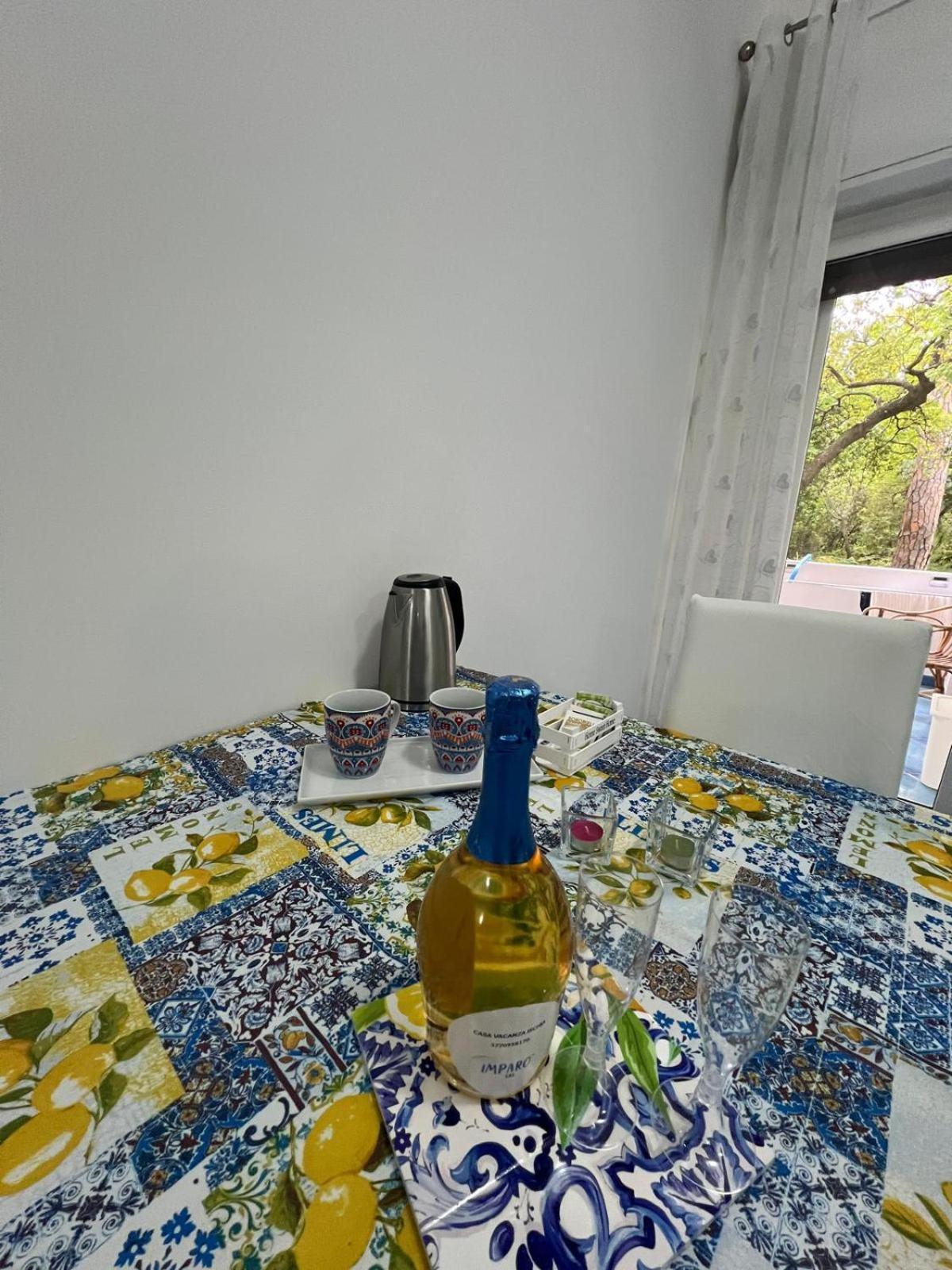 Casa Vacanza Imparo B&B イスキア島 エクステリア 写真