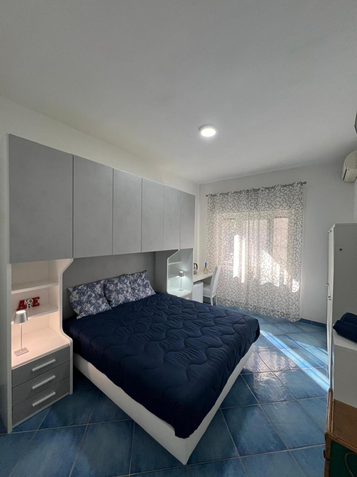 Casa Vacanza Imparo B&B イスキア島 エクステリア 写真