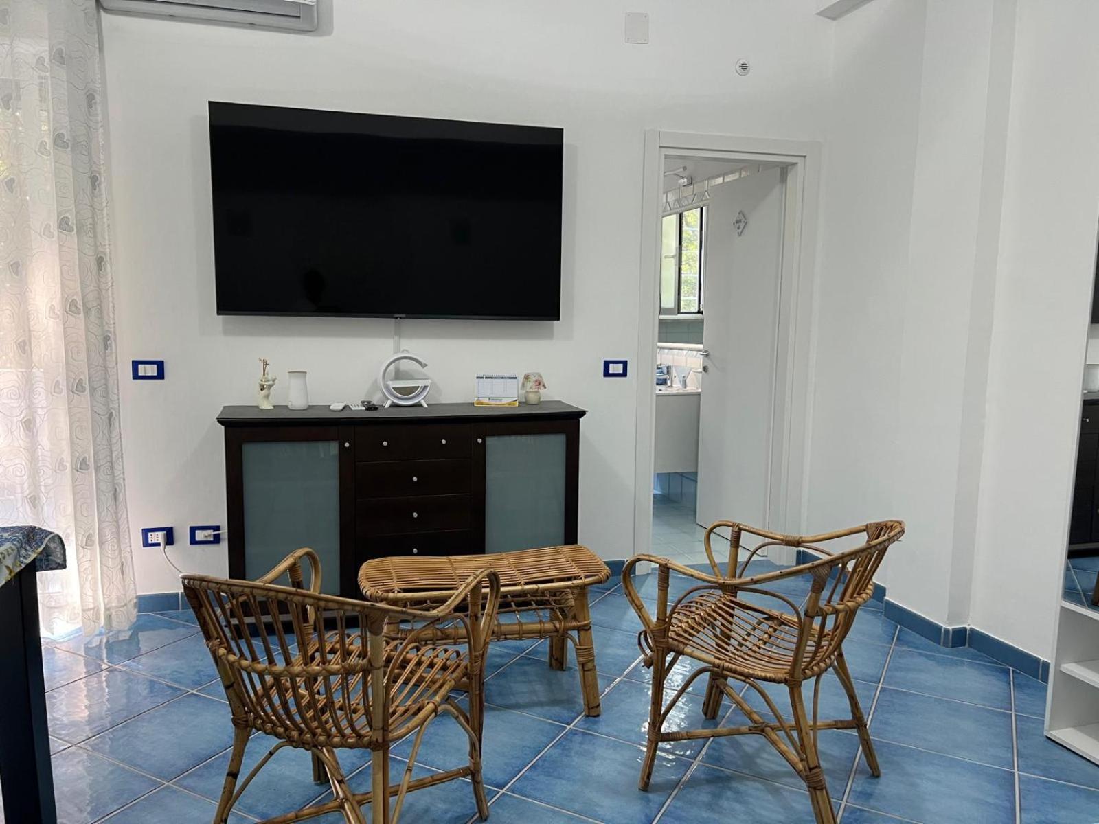 Casa Vacanza Imparo B&B イスキア島 エクステリア 写真